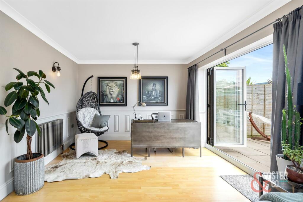 Alexandra Road 19 Lancing-003.jpg