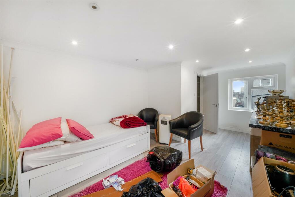 560 Whitton Avenue West - paiSDAVZuGsE3dEUlFNm.jpg