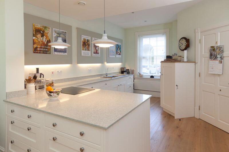 Kitchen (2)