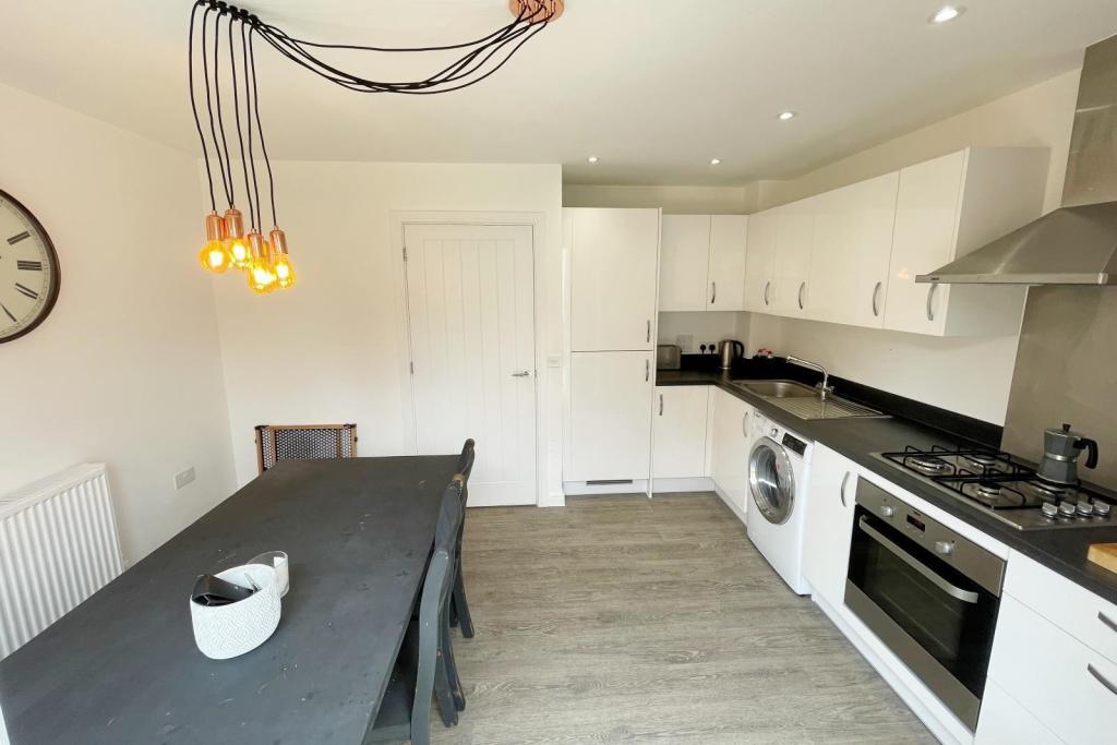 Kitchen/Breakfast Ro