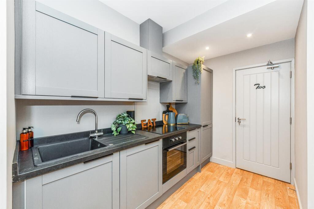 44carltonst-48.jpg