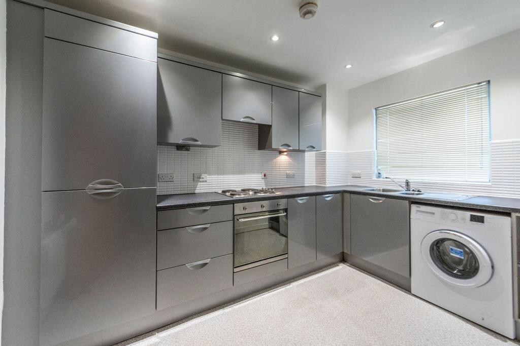 KITCHEN AND LIVING/DINING ROOM
