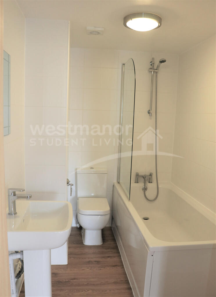 FLAT 17