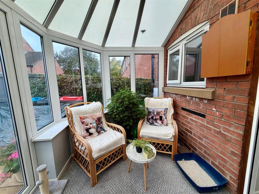 sun room 2.jpg