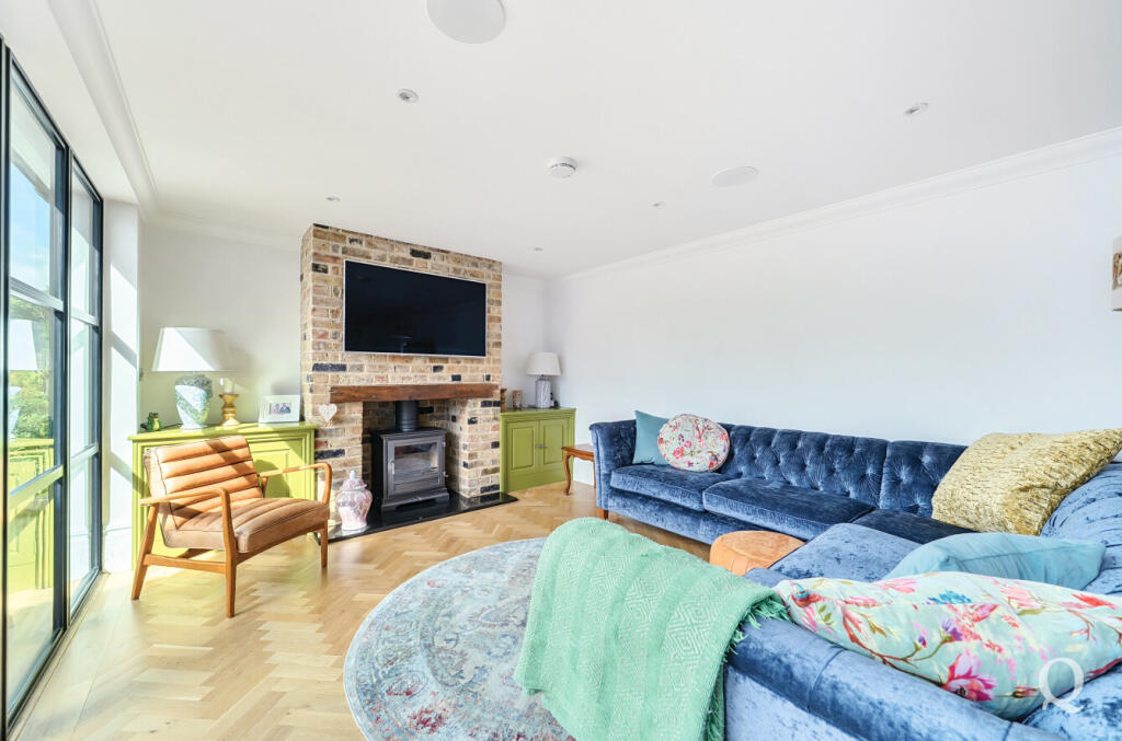 fc406198-0b9e-4d8...