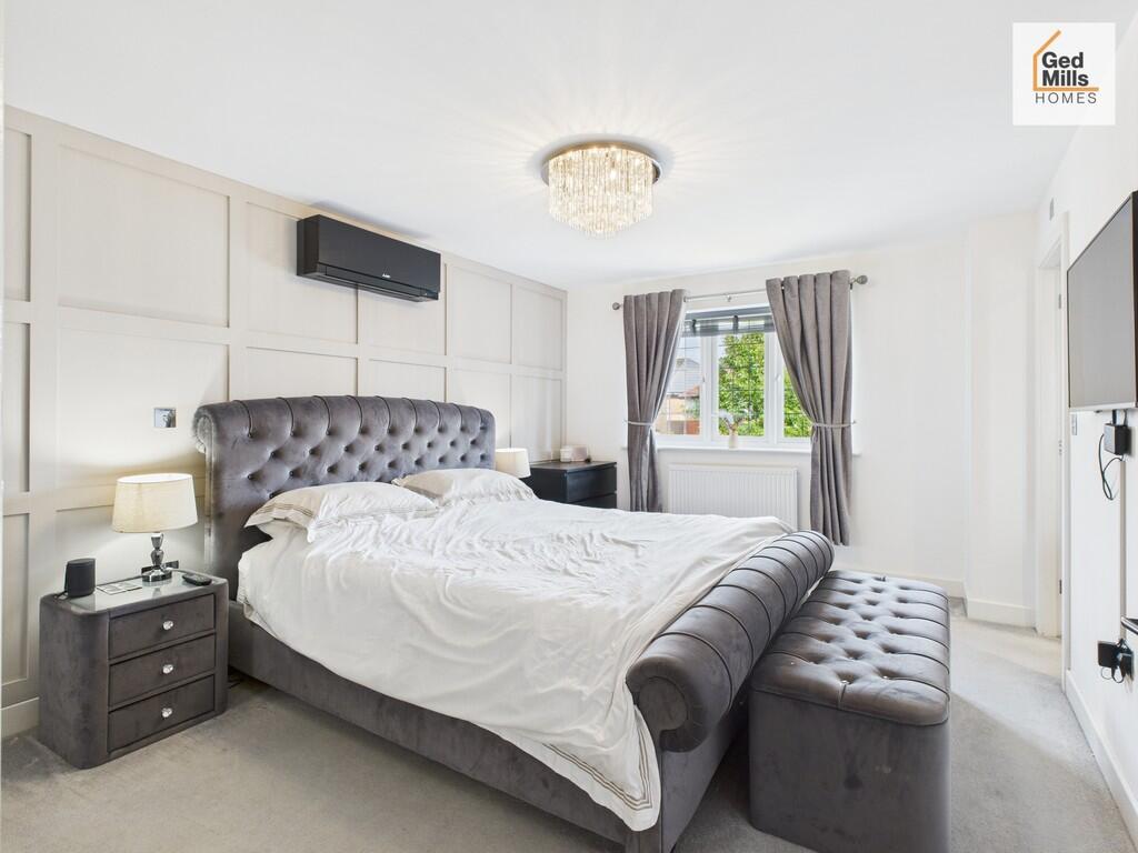 CAM04261G0-PR0092...