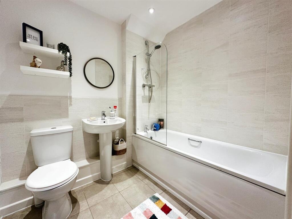 d209da59-image_picker_9013D4CB-32EC-482D-84A6-A4C7