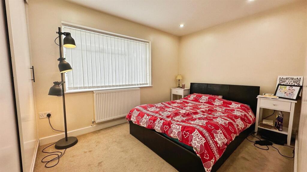 a8a2241d--4FE9-BC82-3011B2F507B3-15878-00000577D1E