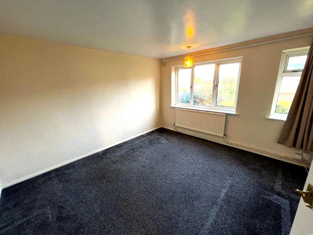 Bedroom one.jpg