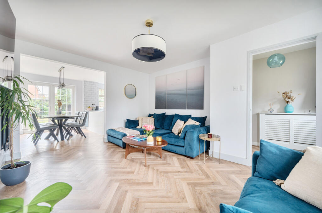 1294019-21-682dcf...