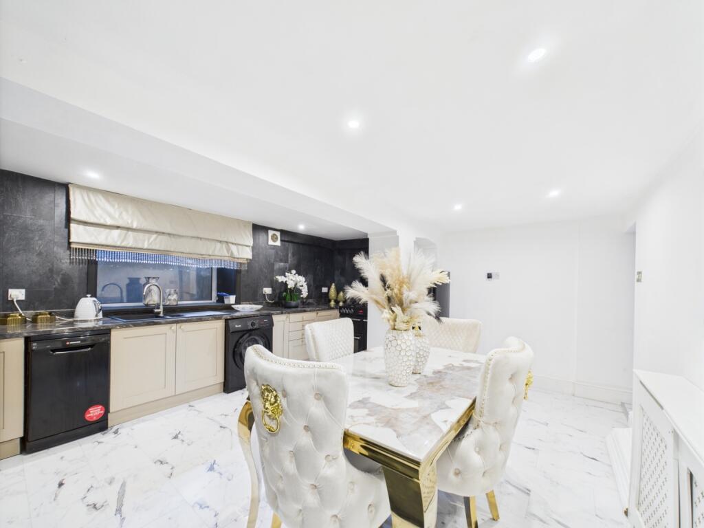 Kitchen Diner