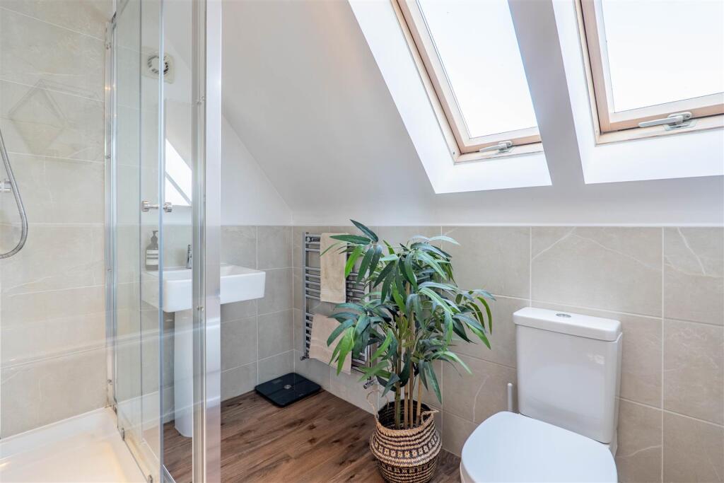 Master Bedroom Ensuite