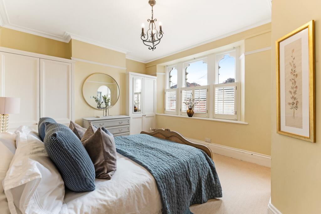 Principal bedroom suite