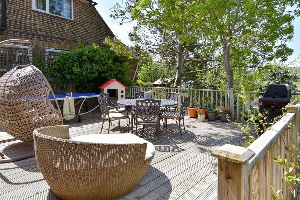 Patio / Decking