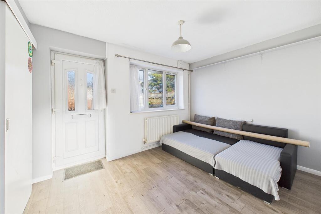 11 Benford Close, Downend, Bristol BS16 2UD | Free