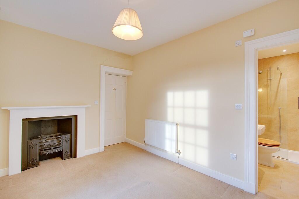 Principal bedroom 