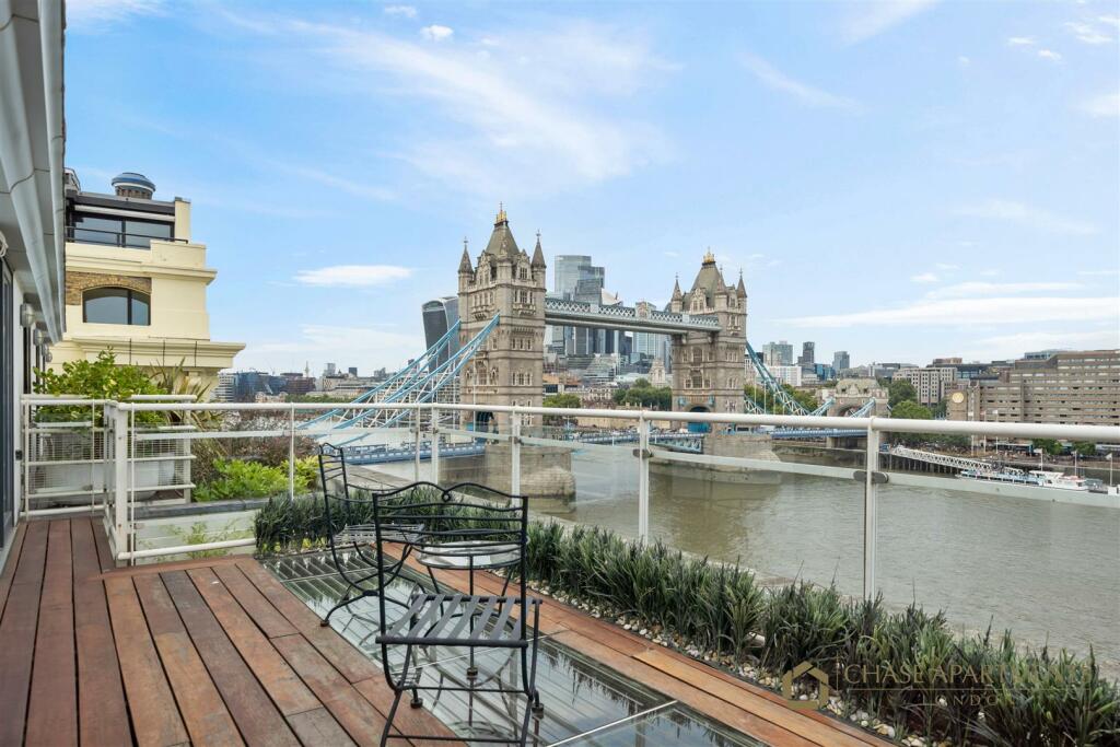 Butlers Wharf SE1 2YE-16.jpg