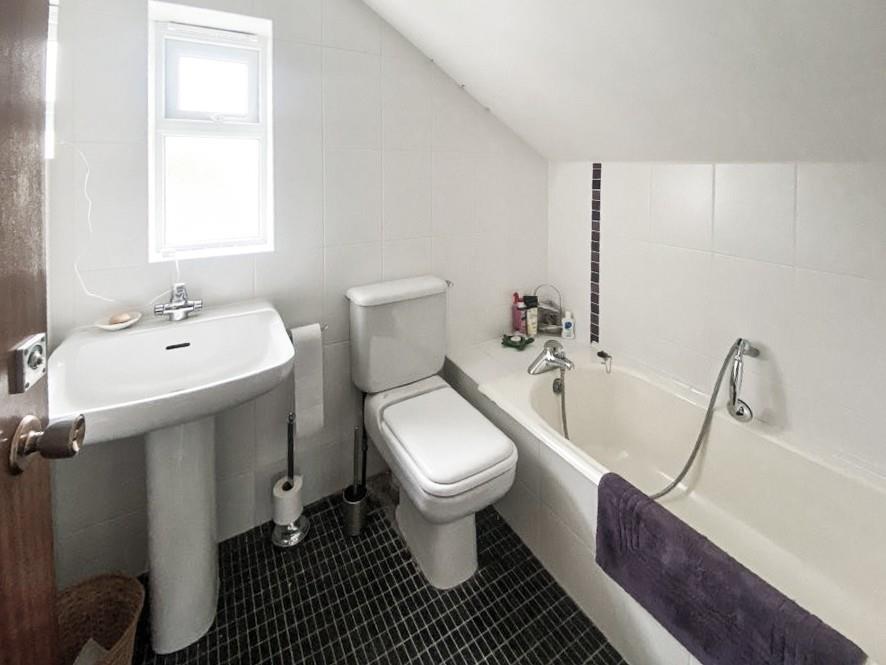 2nd bedroom.jpg