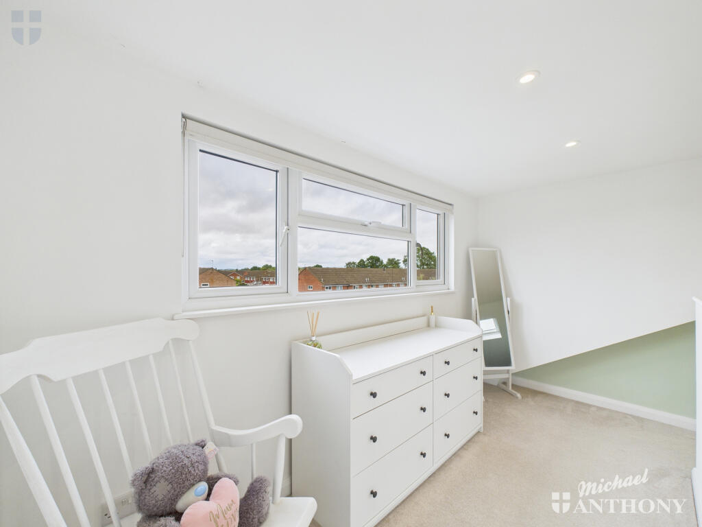 CAM03218G0-PR0703-STILL015