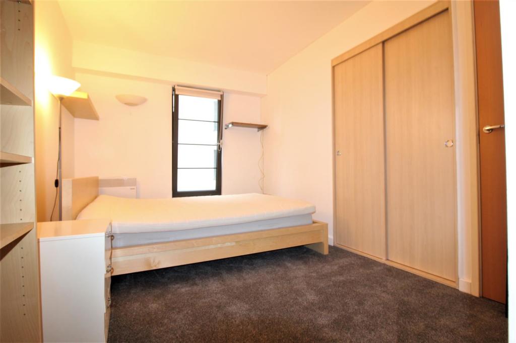 bed 2 .JPG