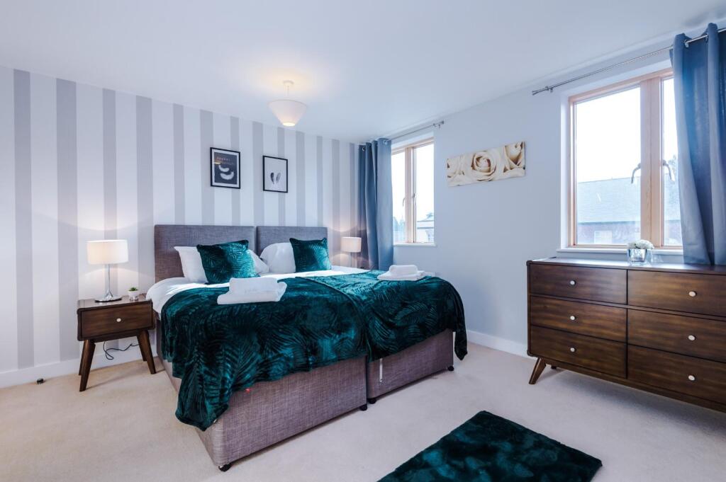 BEDROOM TWO