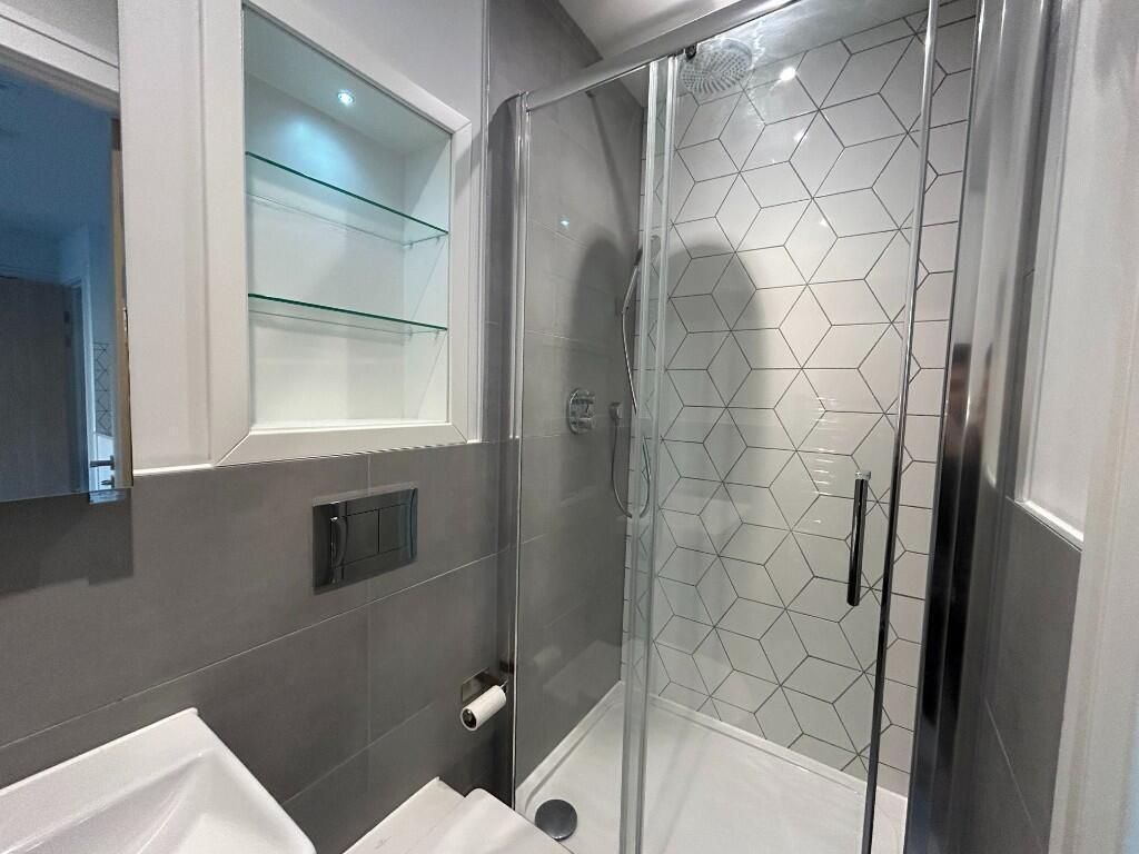 Queens Road, Weybridge, Surrey, KT13