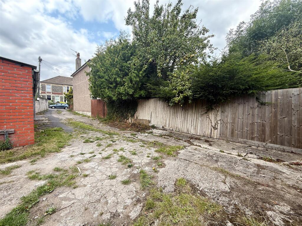 Garage 8 at Palmerston Road (1).JPG