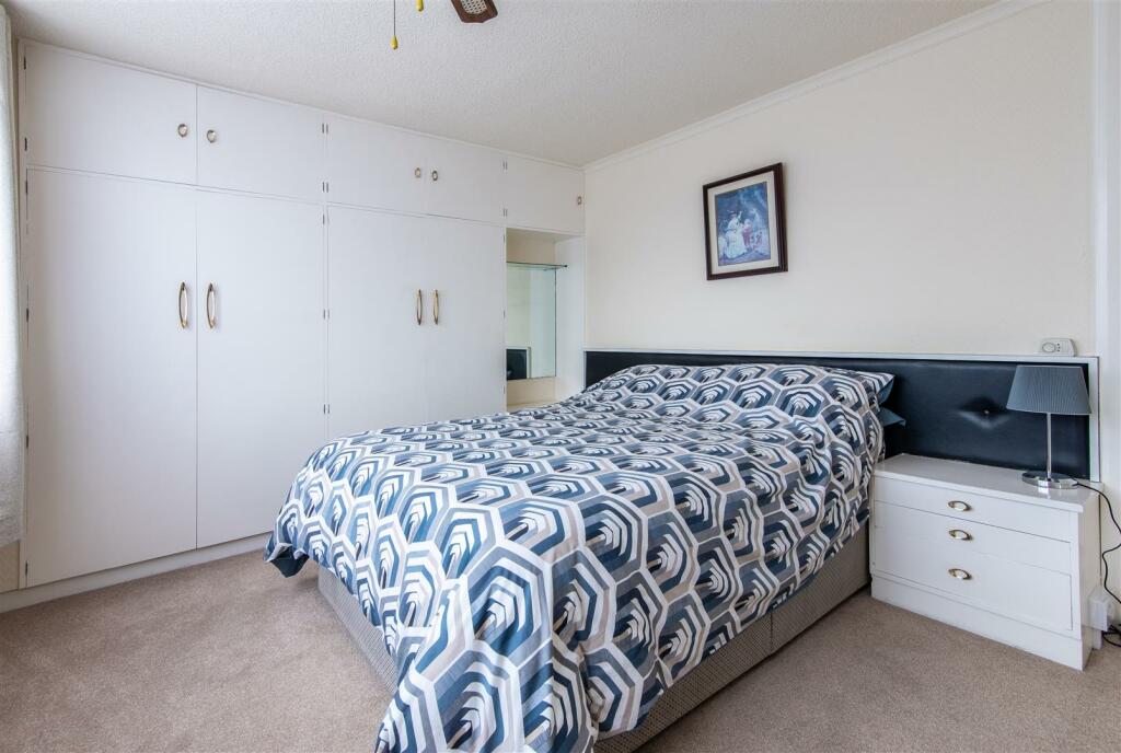 10 Fields Way-24.jpg