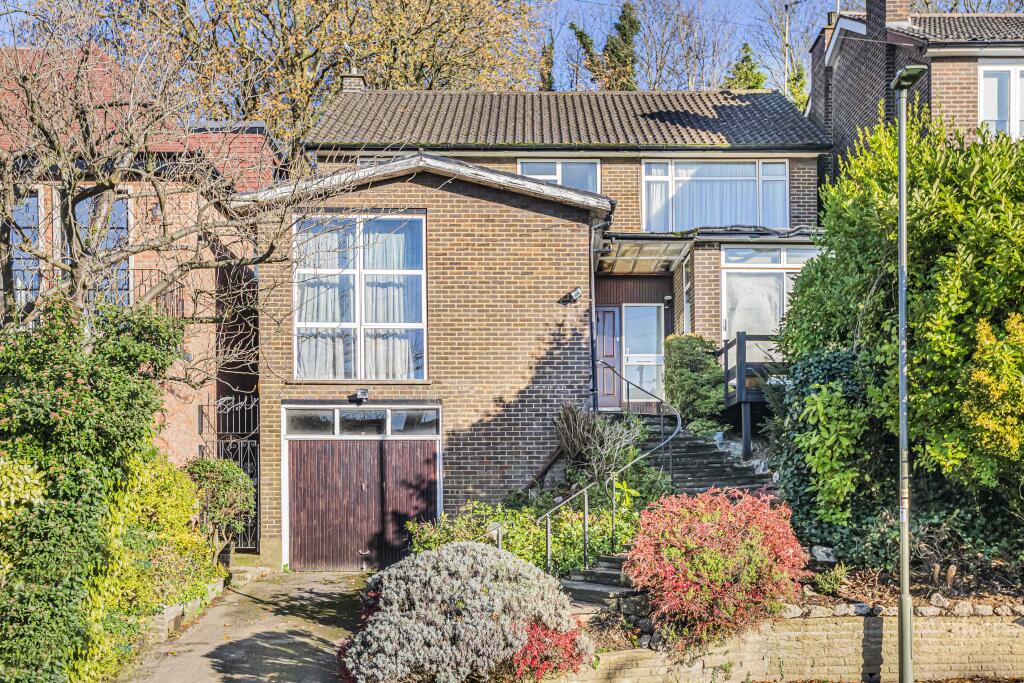 19 West Heath Gardens, Hampstead, London, NW3 7TR