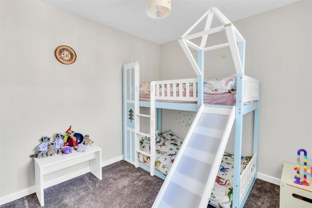 BEDROOM 3