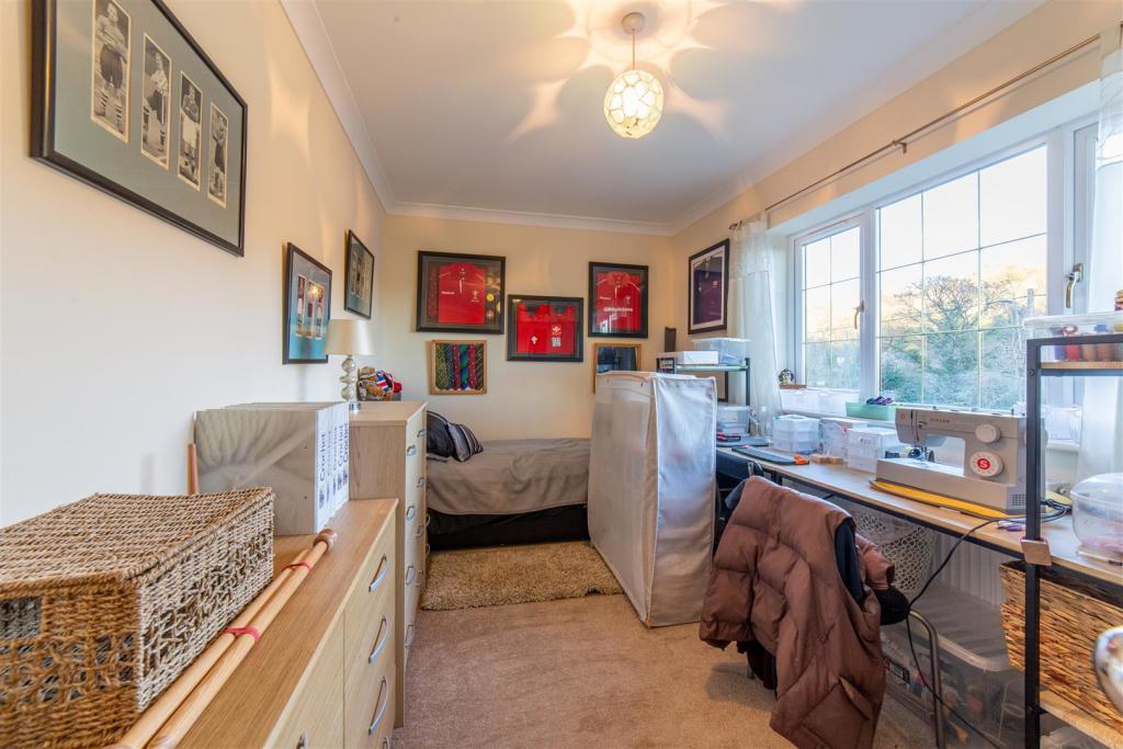 5 Snatchwood Court-9.jpg