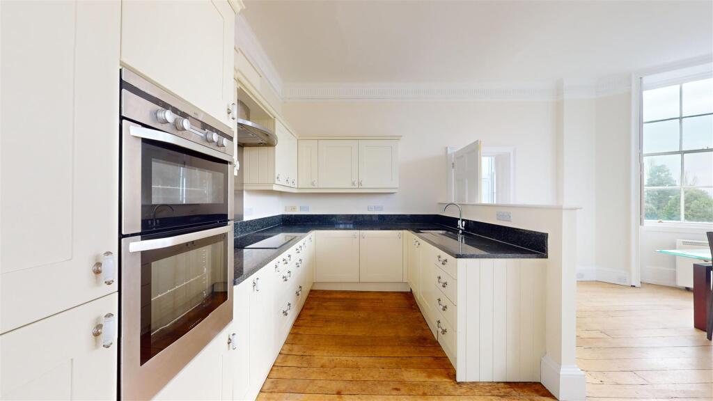 St Mary's Place 1C, Kitchen.jpg