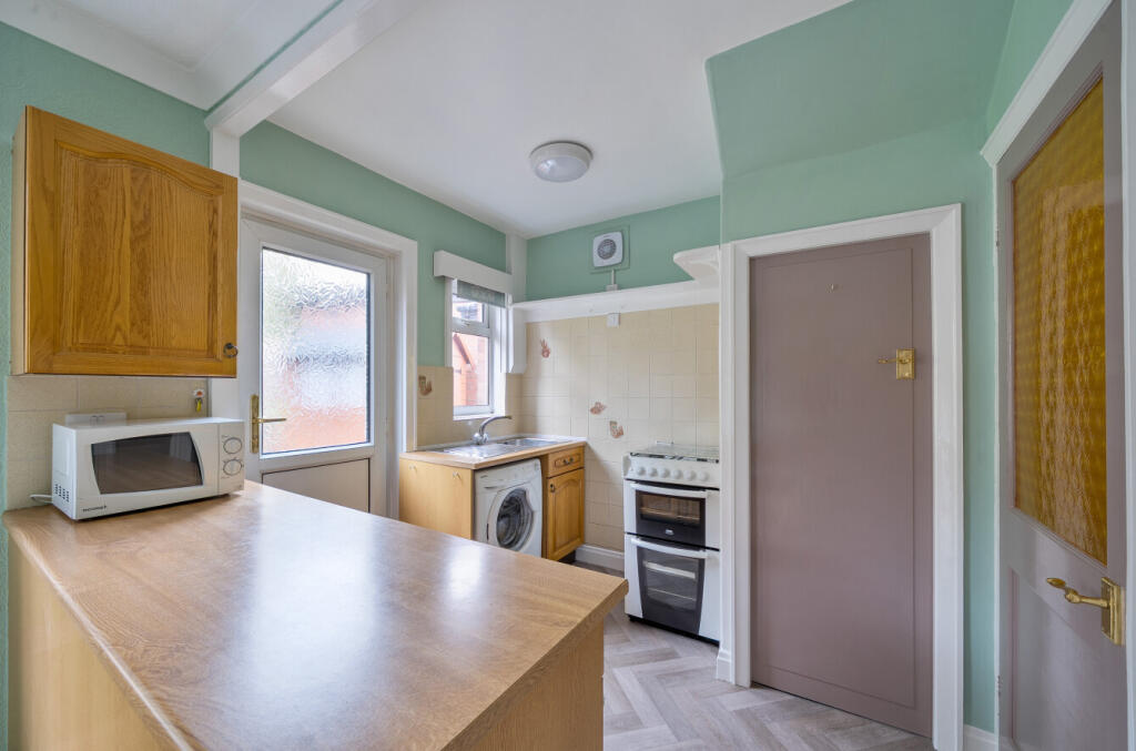 1375187-4-6904d23...