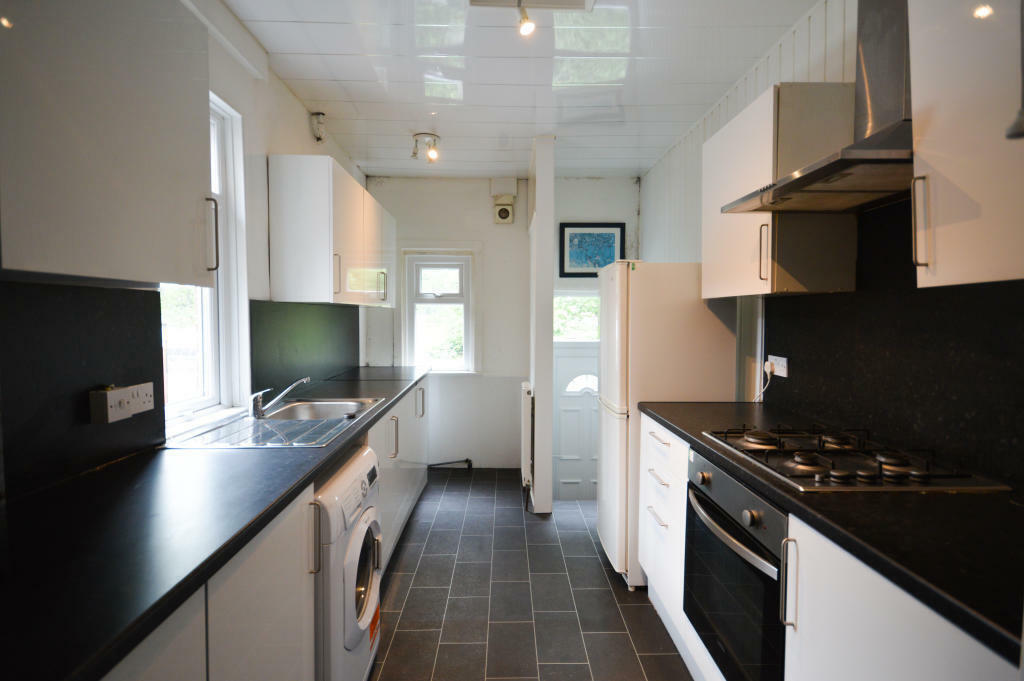 £110pppw - Greystoke Avenue, Sandyford