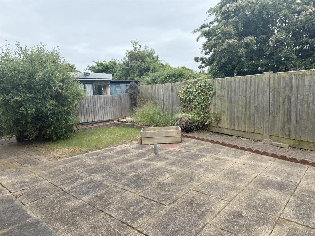 Garden 2.jpg