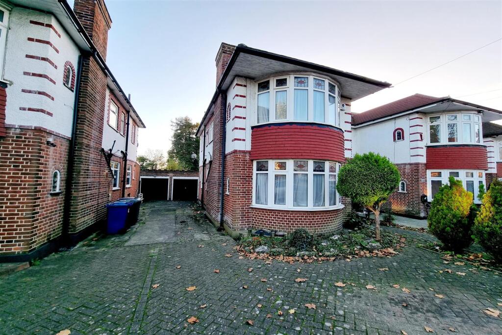 AMPLE OFF STREET PARKING: