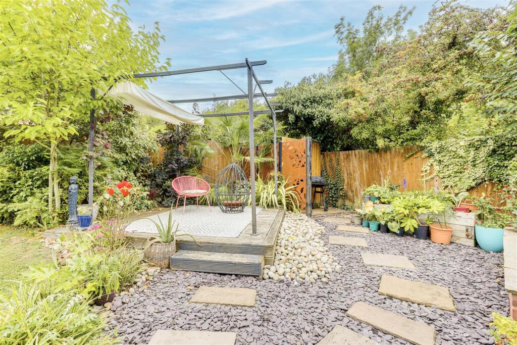 IMG_9836-IMG_9840 copy.jpg