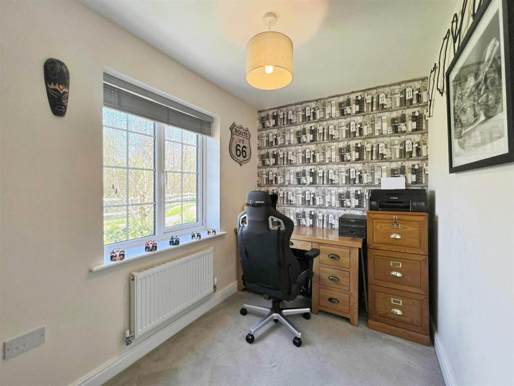 user_edited_photo-4f921599_user-edited-7bcf279e-81