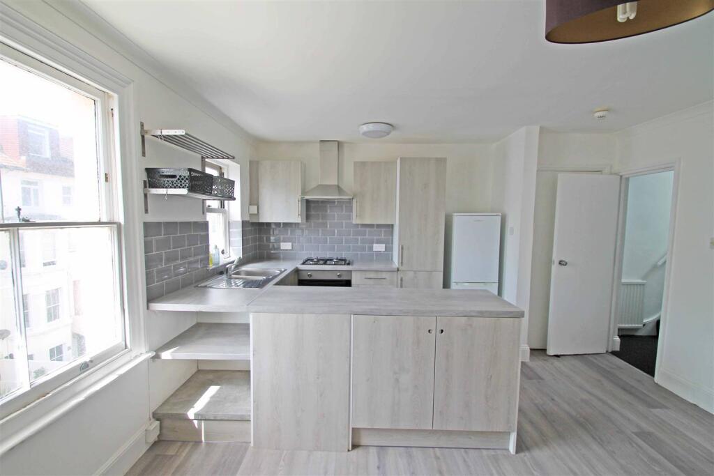 Kitchen/Living Room
