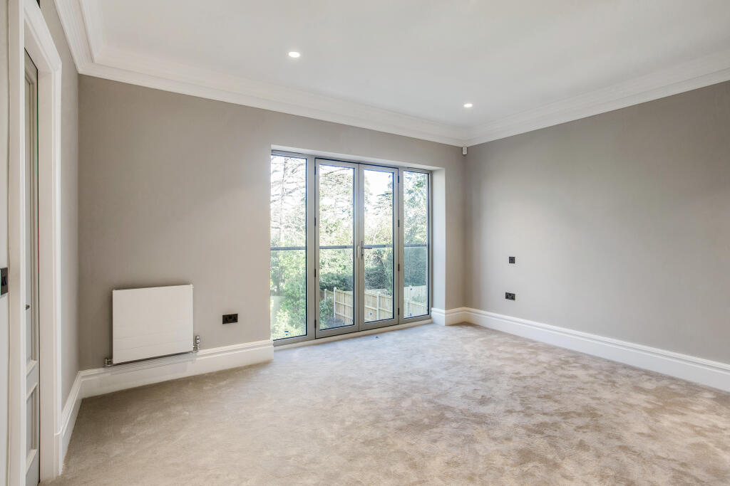 Plot 10 Principal Bedroom