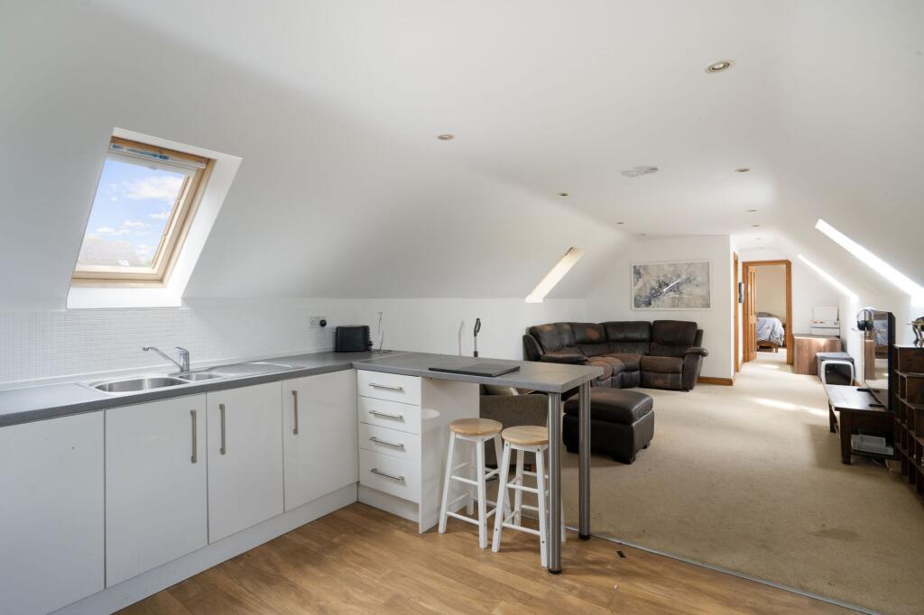 The Grooms Loft flat - open plan living and kitchen