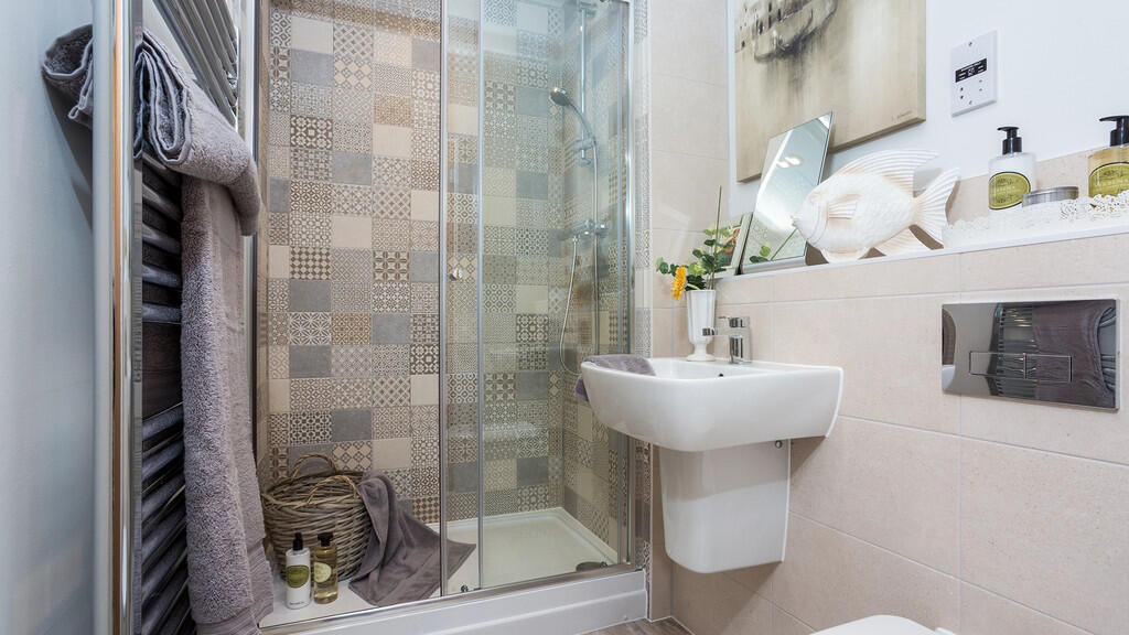 Thorndale Interna...