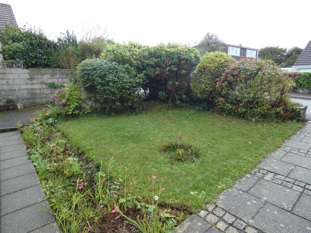 front garden 2.JPG