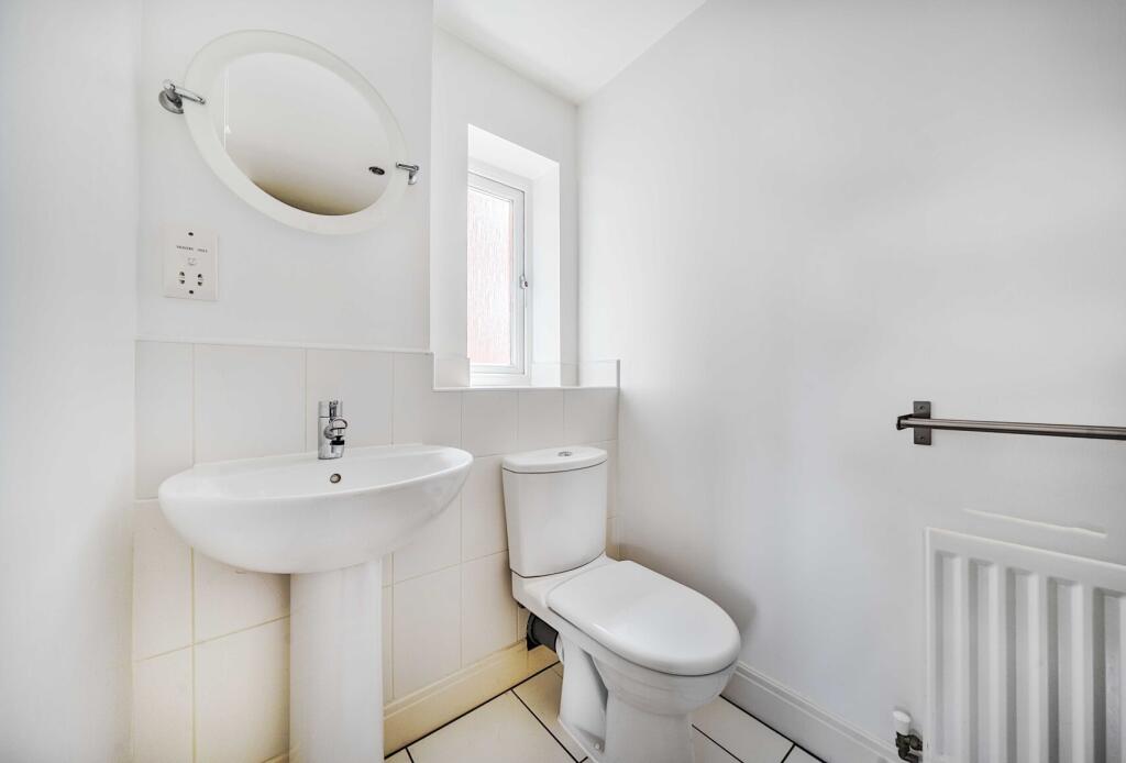 1297395-5-6830608...