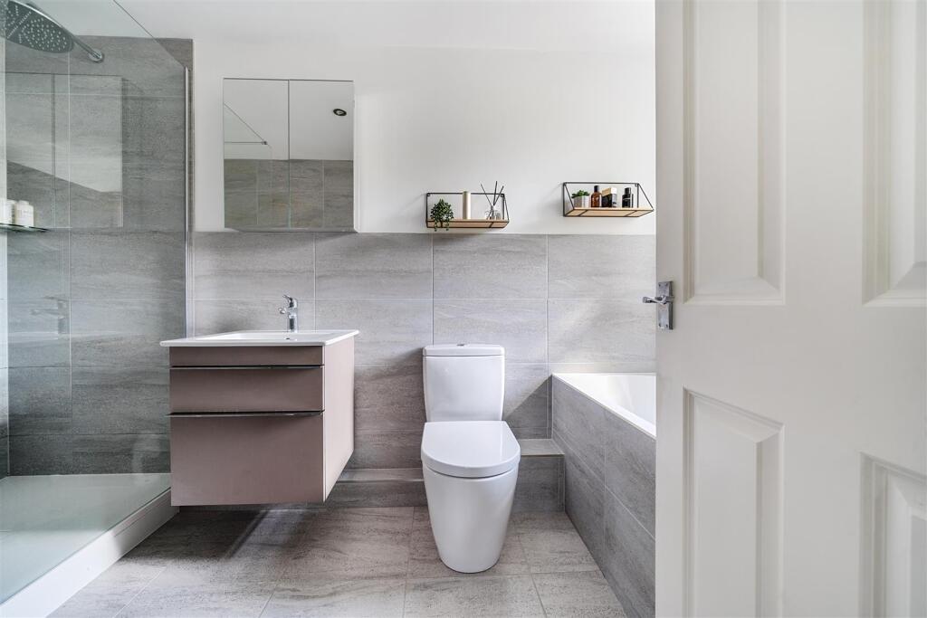 Sycamore House, 2 Mill Lane, Greens Norton (28).jp