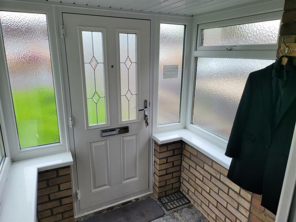 ENTRANCE PORCH