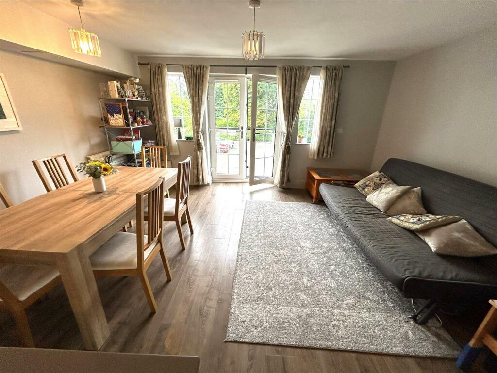 processed-AAD3398F-EABA-44E4-8A9B-1E996269B379.jpe