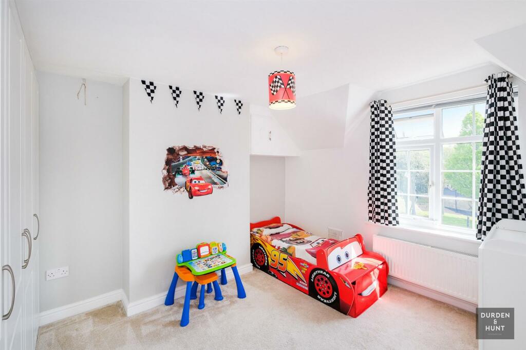 Woodgreen Road 12.jpg