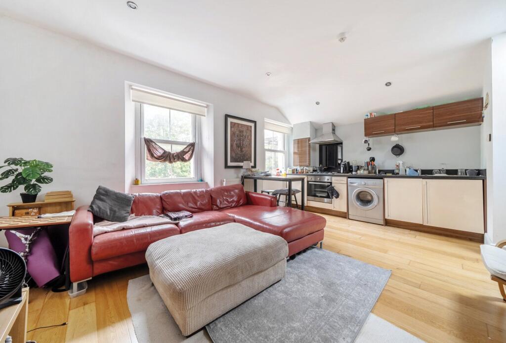 Living/Kitchen