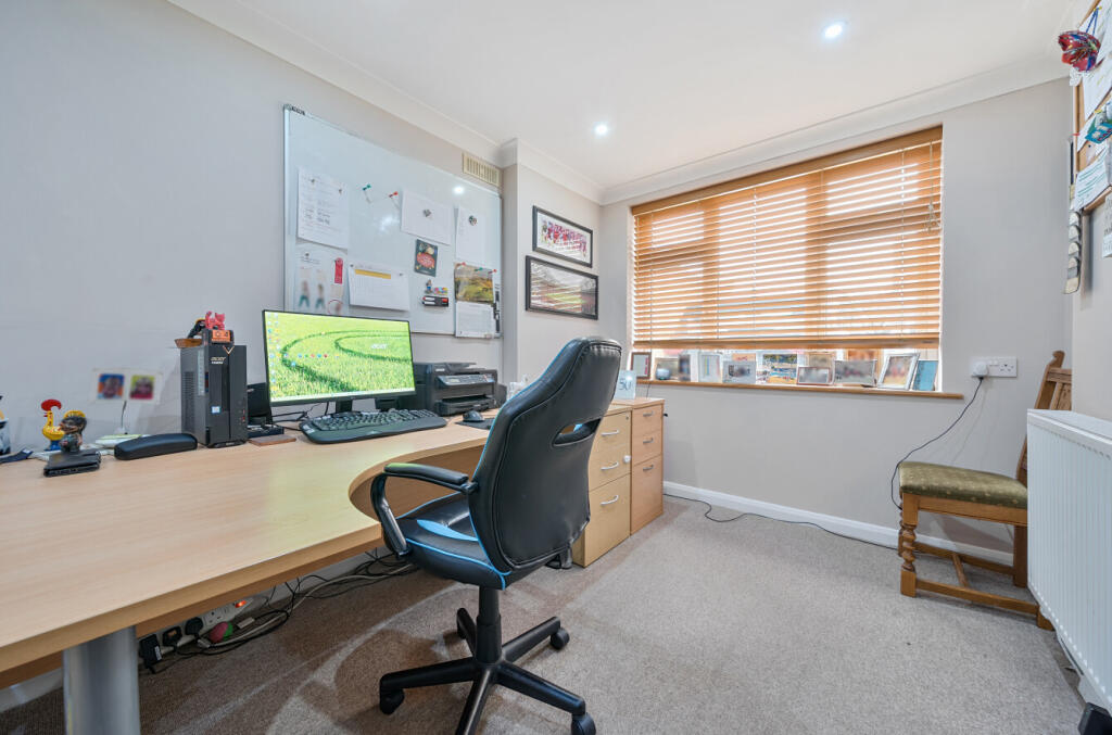 1375143-21-6909f5...